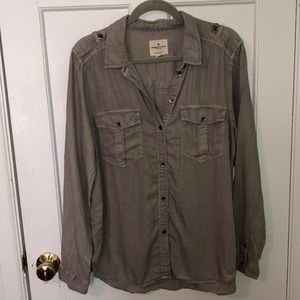 AEO utility shirt